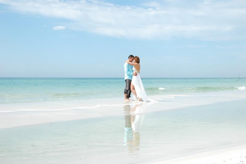 Get married barefoot on the beach in Destin Florida!  Vow renewals & elopements/ Okaloosa Island barefoot beach wedding locations/ Navarre Beach Florida wedding locations 