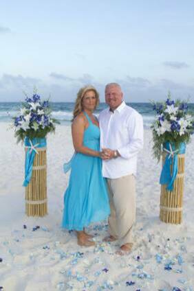 Fort Walton beach barefoot wedding